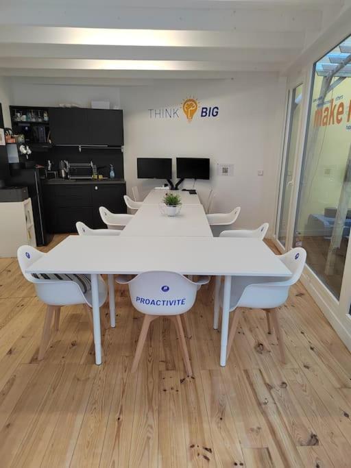 Superbe Appartement Avec Espace De Travail Nogent-sur-Seine エクステリア 写真