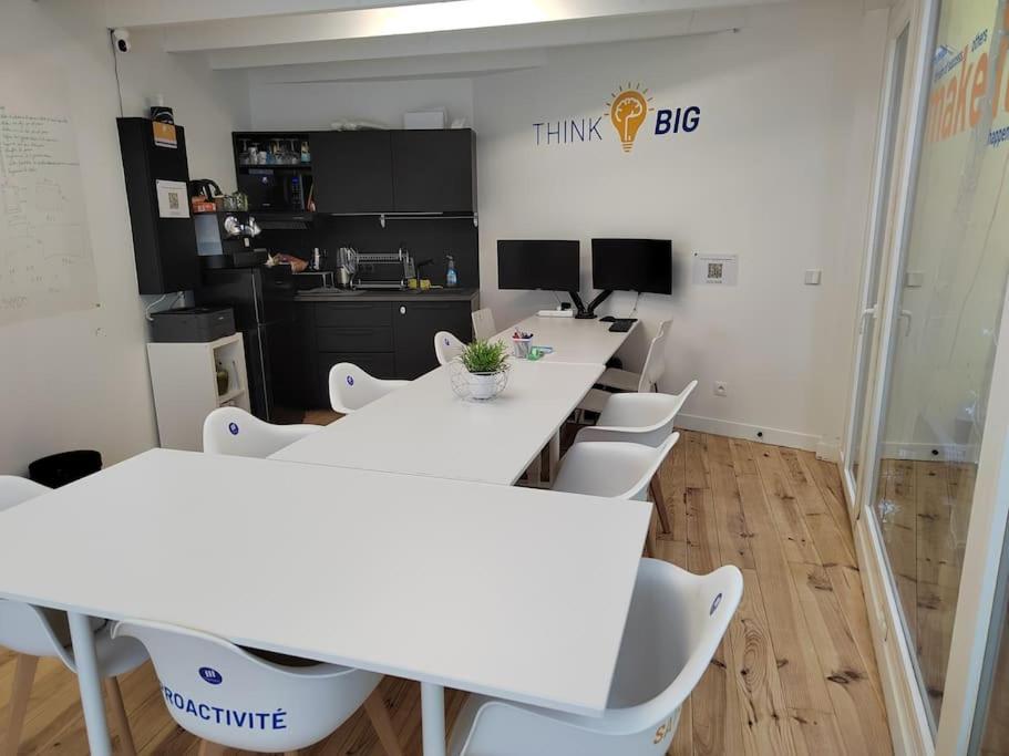 Superbe Appartement Avec Espace De Travail Nogent-sur-Seine エクステリア 写真