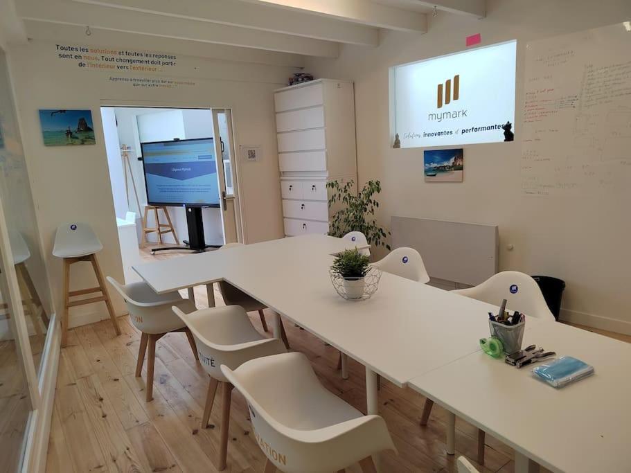 Superbe Appartement Avec Espace De Travail Nogent-sur-Seine エクステリア 写真